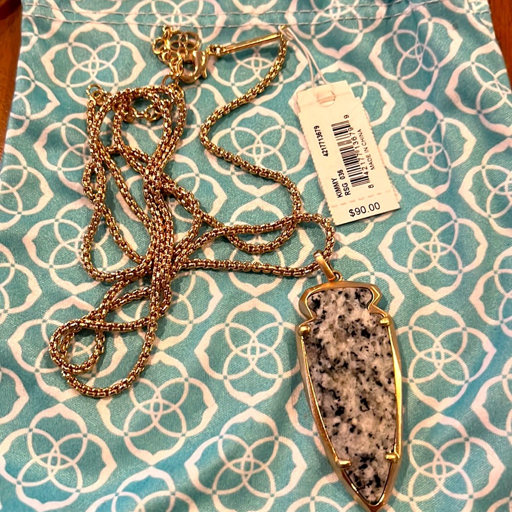 Kendra Scott necklace with tags.